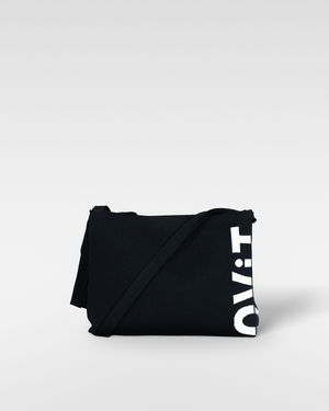 Max Messenger in Black