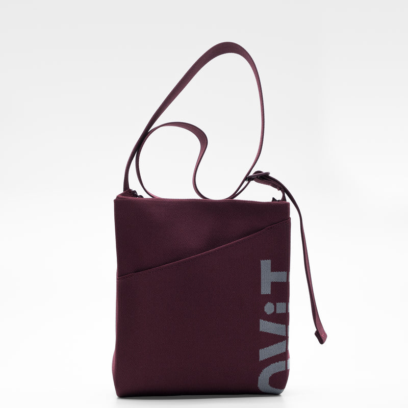 Alex Crossbody in Burgundy