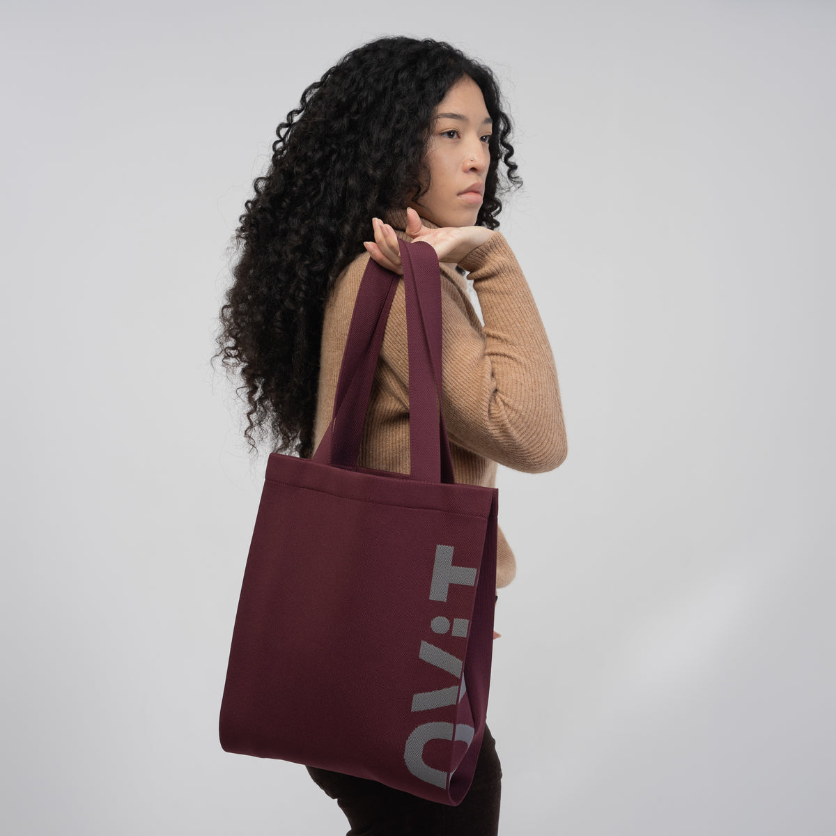 Max Tote in Burgundy
