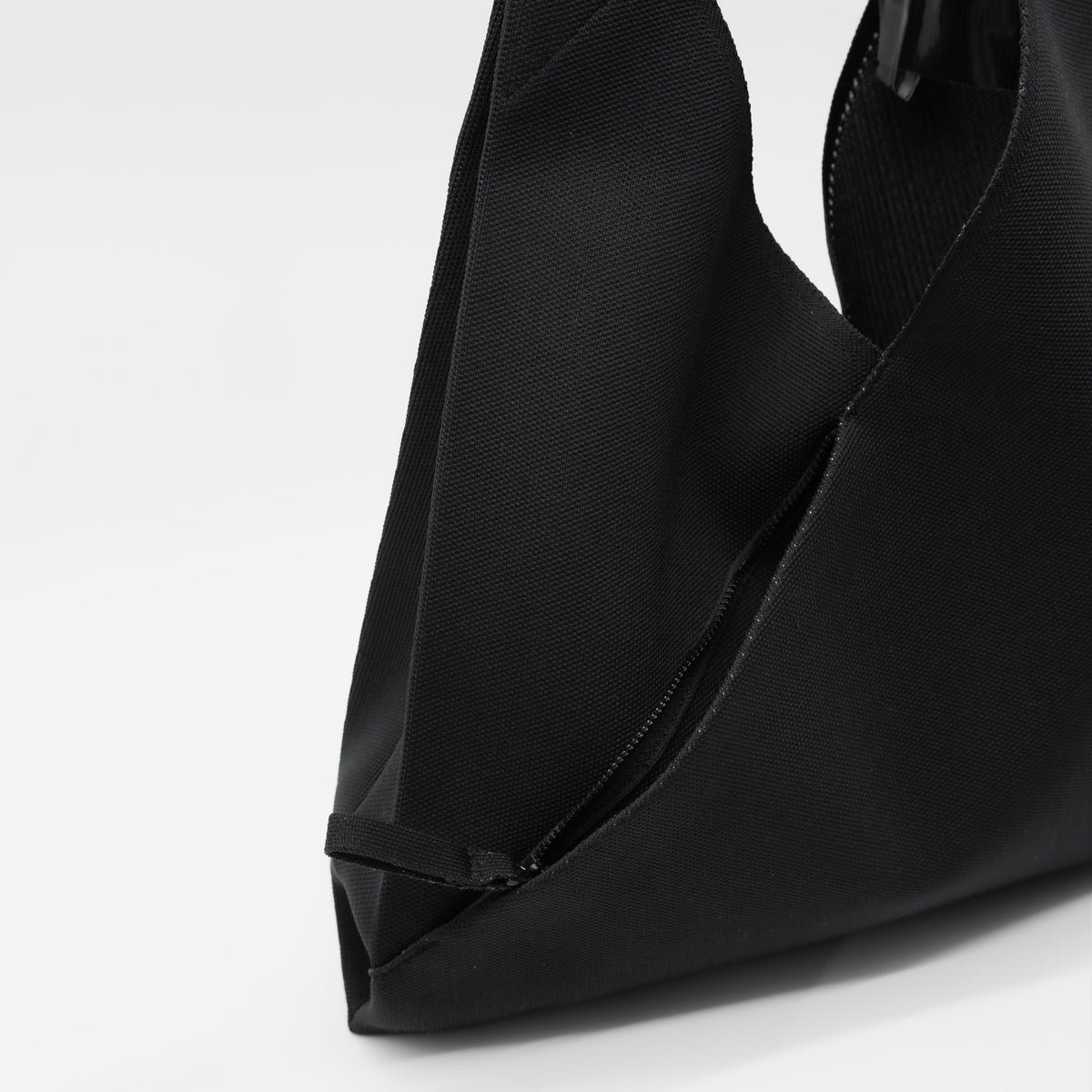 Alex Hobo in Black