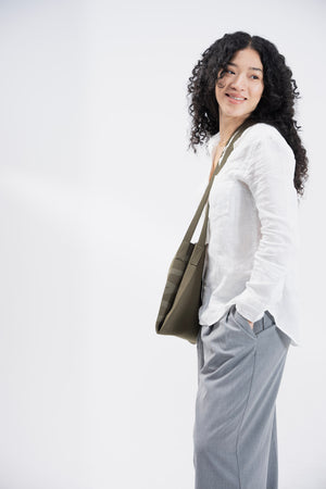 Max Messenger in Olive Green